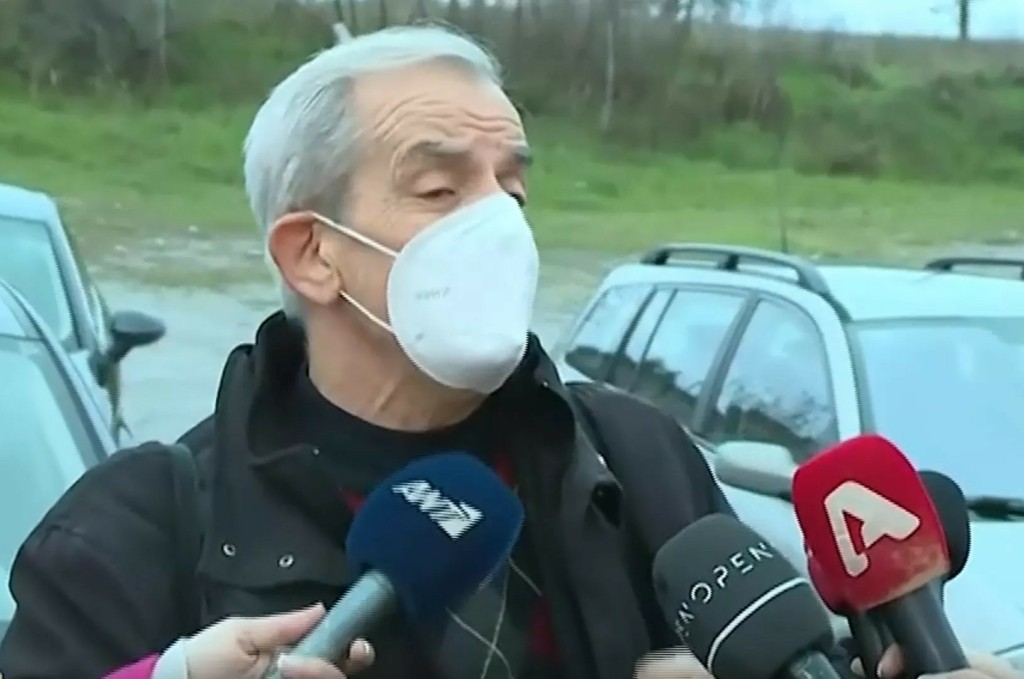 Συγκλονίζει ο γυμνασιάρχης που δέχθηκε επίθεση από τους “Θεματοφύλακες του Συντάγματος” (vids)