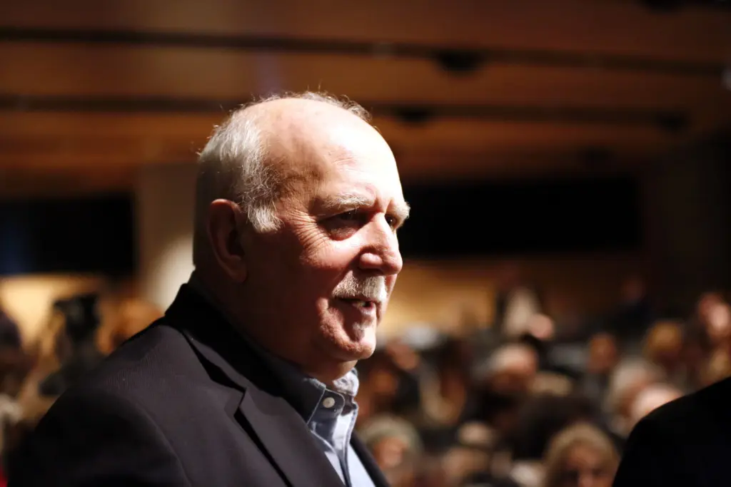Βούρκωσε στον “αέρα” ο Γιώργος Παπαδάκης για την αδελφή του – “Μην μου ξύνετε πληγές…” (vid)