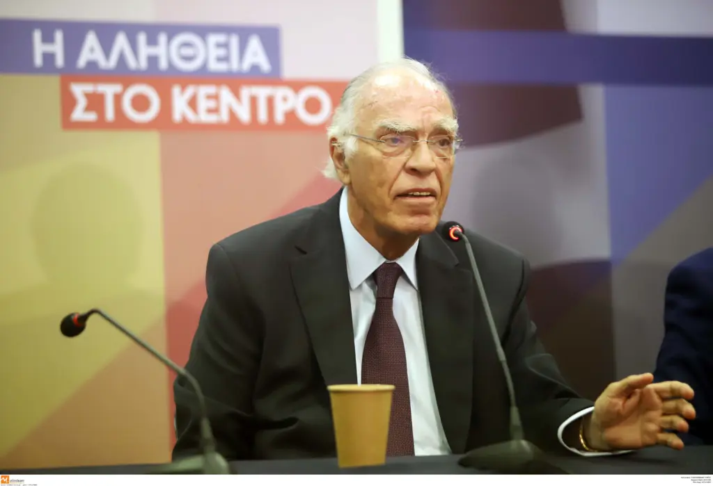Ο γιος του Βασίλη Λεβέντη αποκλειστικά στο DEBATER – “Κέρδισε μια μεγάλη μάχη, έχουμε μπροστά μας Γολγοθά”