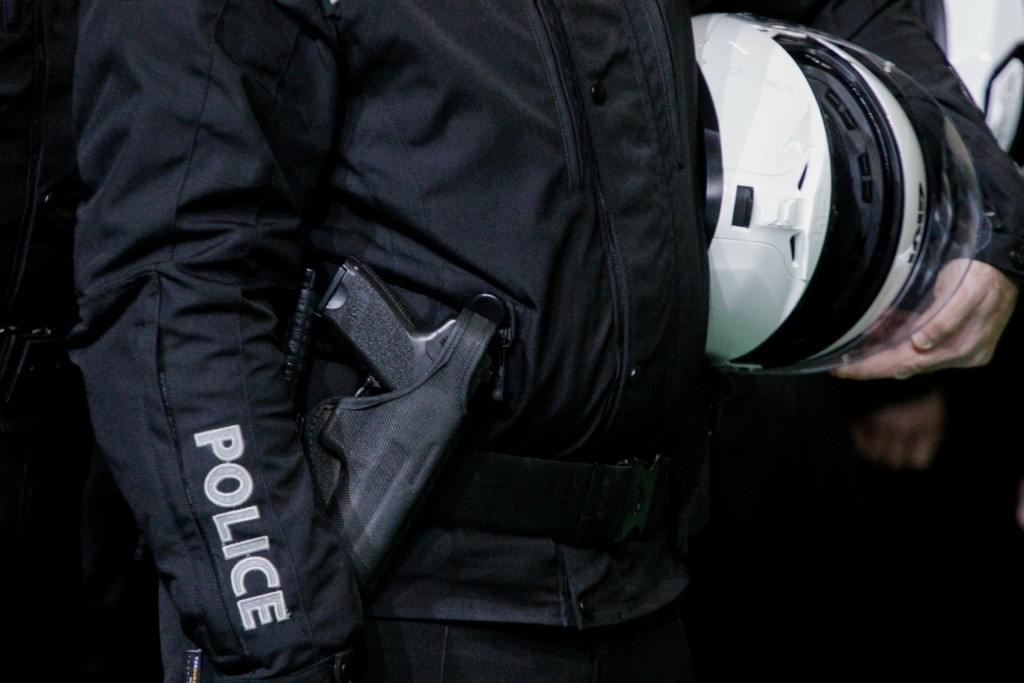 Συναγερμός στην ΕΛ.ΑΣ – Έκλεψαν υπηρεσιακά όπλα από σπίτια αστυνομικών