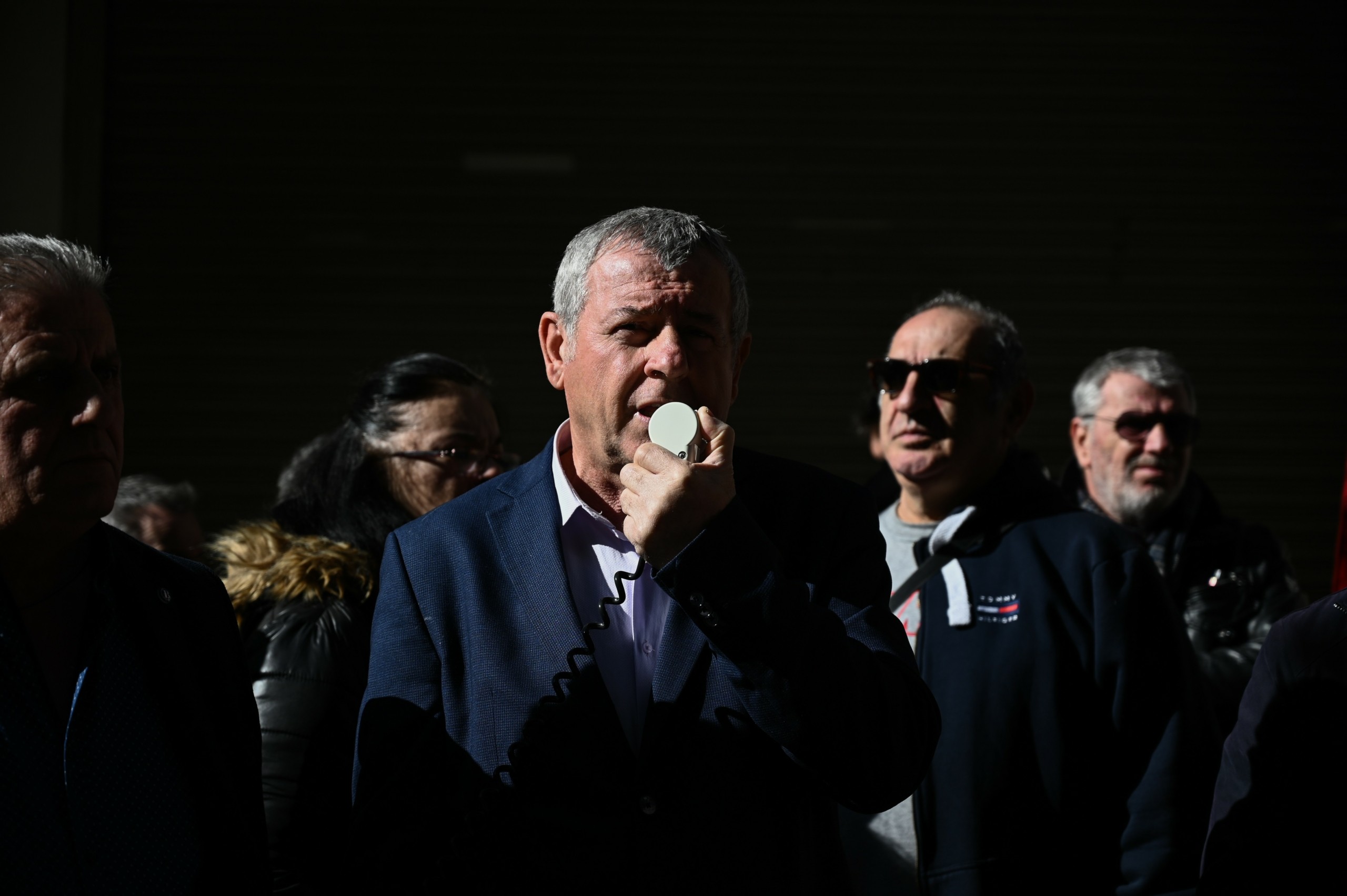 Επιμένει ο Μιχάλης Γιαννάκος – Δε μίλησα για VIP κλίνες ΜΕΘ, ο απλός λαός δε βρίσκει κρεβάτι (vid)