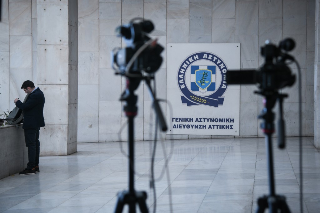 Το πρωτοχρονιάτικο give away της Ελληνικής Αστυνομίας στο Instagram