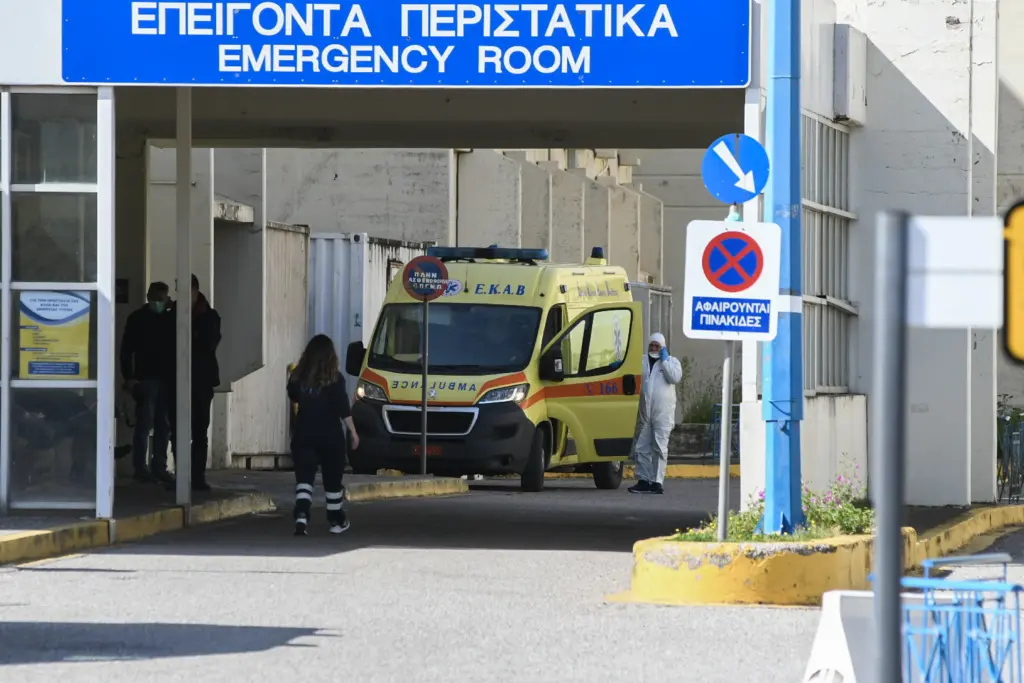 Εικόνες ντροπής στο πανεπιστημιακό νοσοκομείο του Ρίου – Γεμάτοι ράντζα οι διάδρομοι (pics&vid)
