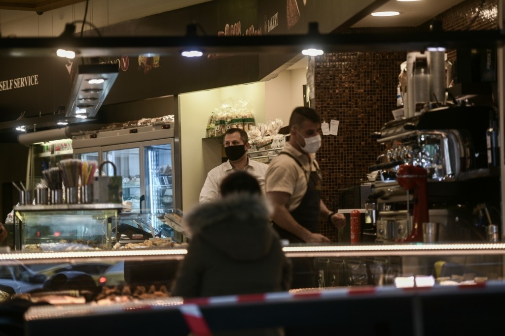 Τι προβλέπεται για take away και delivery – Απαιτείται αρνητικό τεστ ή πιστοποιητικό;