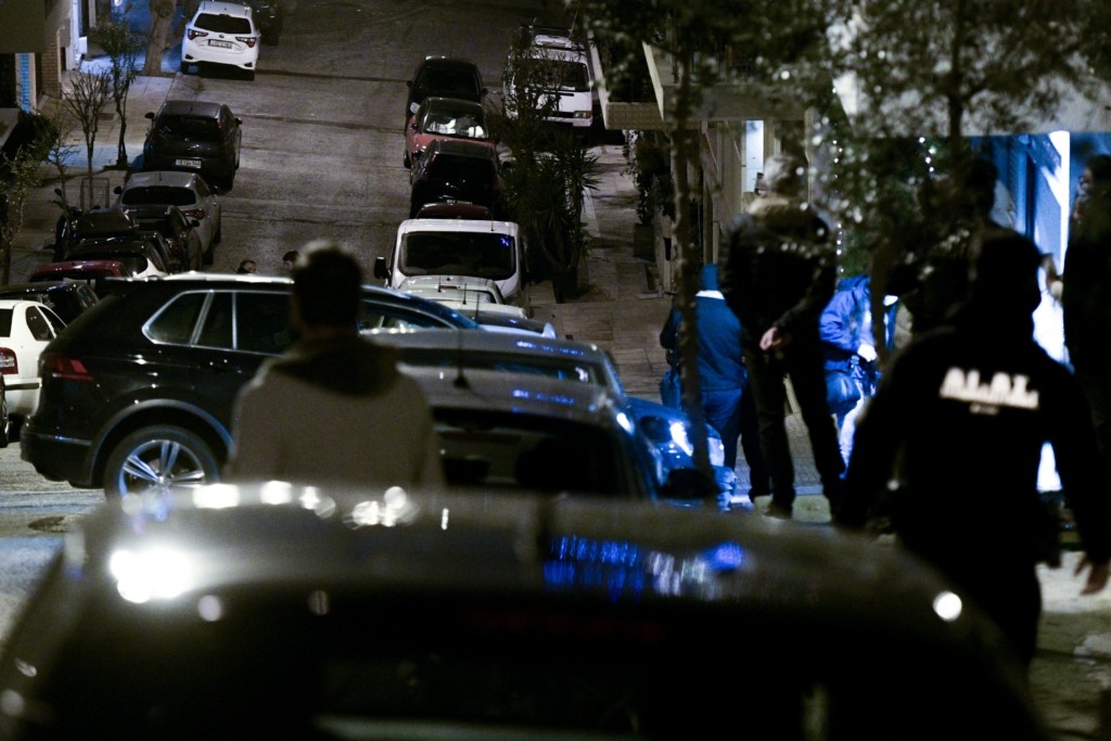 Επίθεση με γκαζάκια τα ξημερώματα της Παρασκευής σε πολυκατοικία στη Θεσσαλονίκη