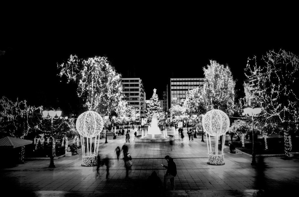 Η στιγμή της αλήθειας για το ρεβεγιόν – Μπροστά σε ένα επικίνδυνο σπιράλ η κυβέρνηση – Τι θα συμβεί με την εστίαση