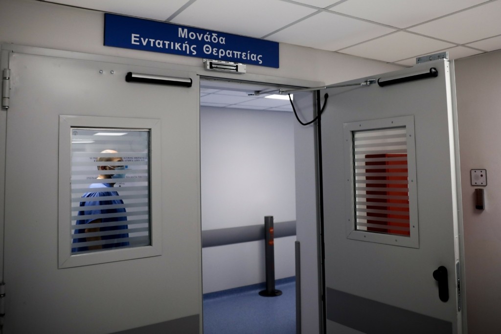 Μαίνεται ο “πόλεμος” για τις VIP ΜΕΘ – Αναφορά Πλεύρη στον Άρειο Πάγο κατά Γιαννάκου