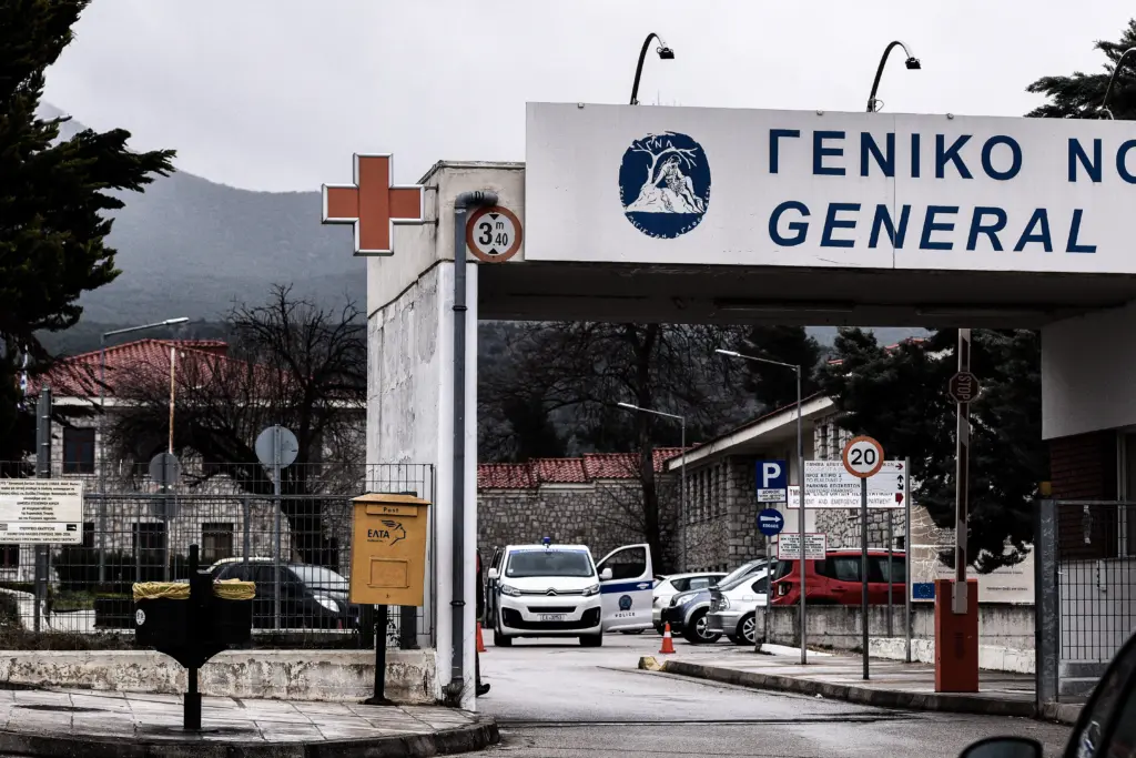 Απέραντη θλίψη στη Λαμία για τον θάνατο της 14χρονης από κορονοϊό – Την Τρίτη η κηδεία