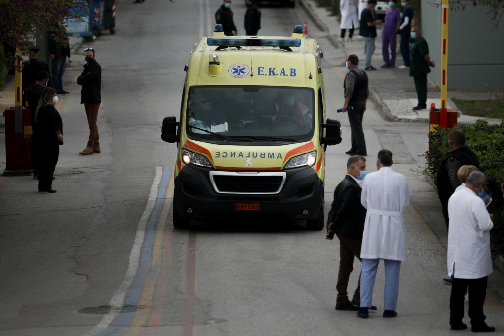 Οικογενειακό δράμα στην Πάτρα – 40χρονη αυτοκτόνησε λίγες ημέρες μετά τον χαμό της μάνας της από κορονοϊό
