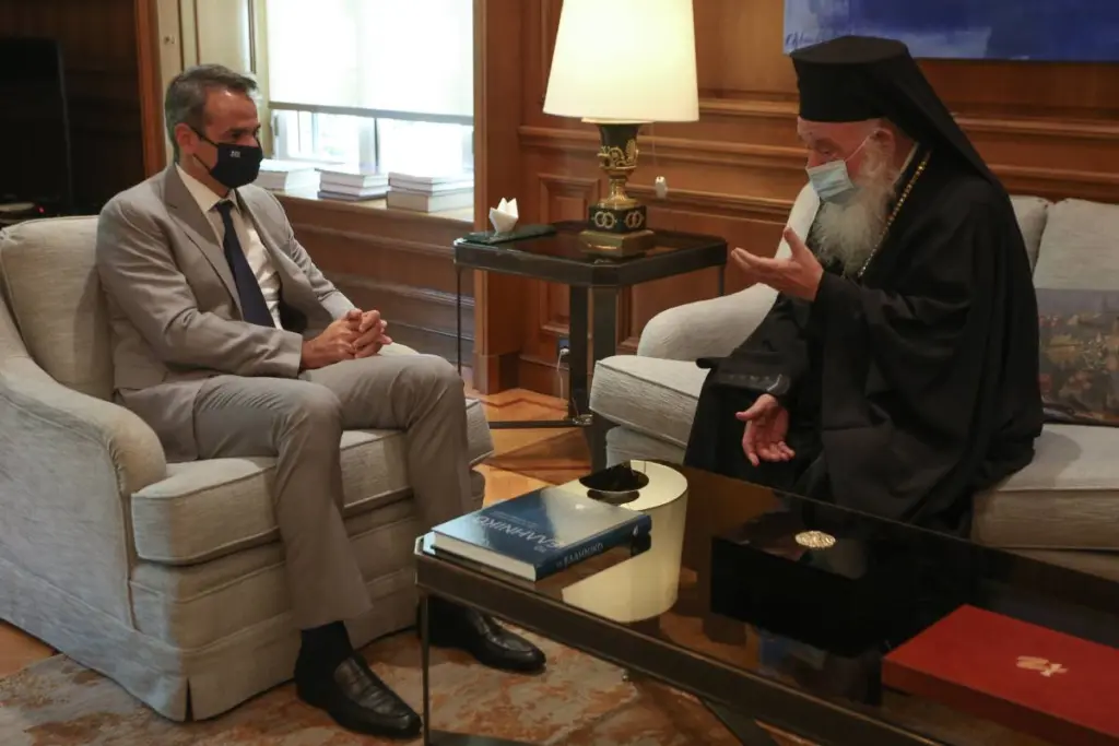 Συνάντηση Μητσοτάκη με Ιερώνυμο ενόψει της Ιεράς Συνόδου της Δευτέρας – Τι συζήτησαν