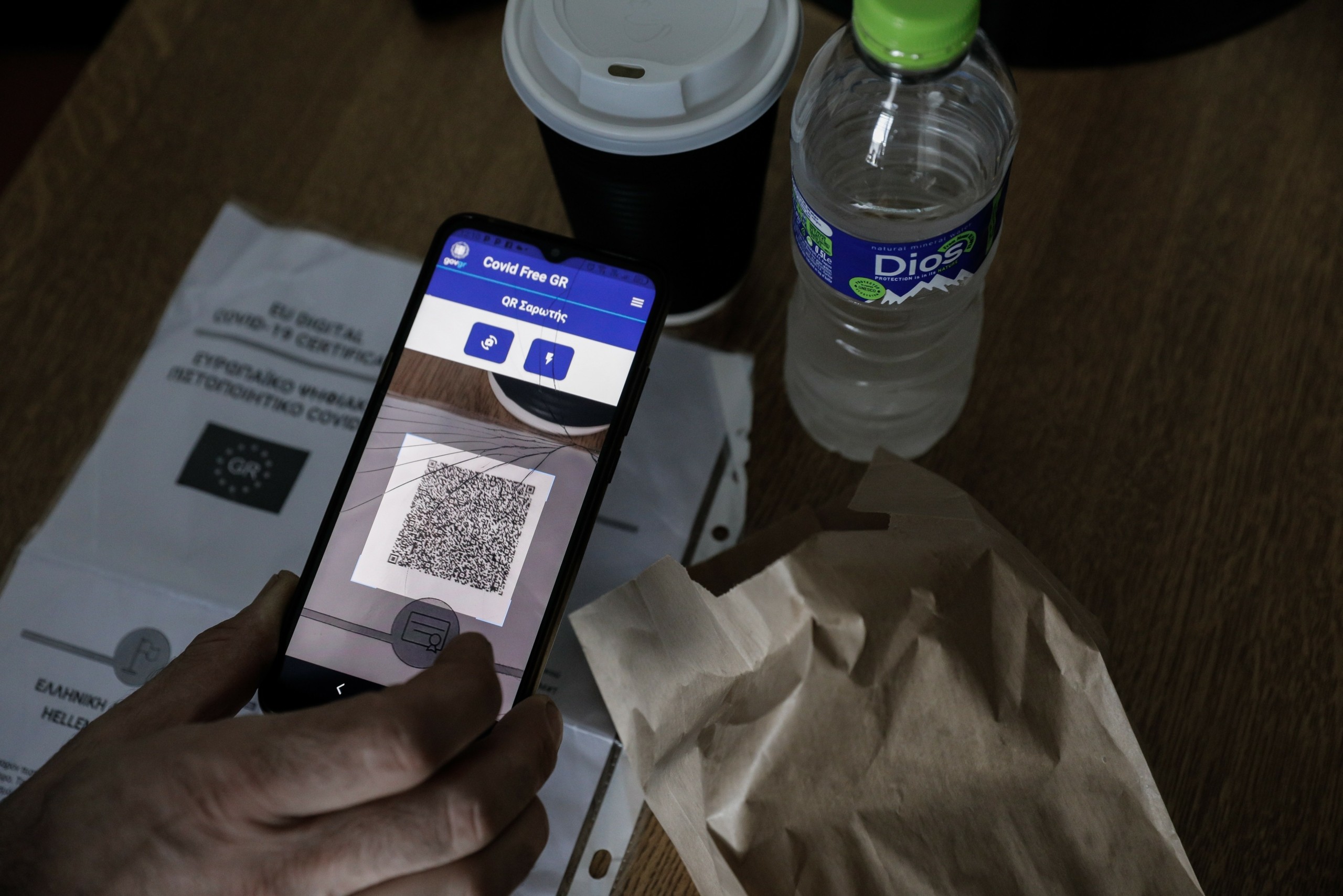 Δείτε την τροπολογία για το πιστοποιητικό νόσησης στους 3 μήνες – Τι προβλέπεται για το επίδομα στους υγειονομικούς
