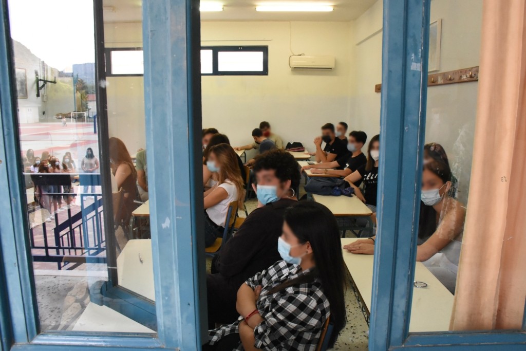 “Βόμβες” κορονοϊού οι σχολικές εκδρομές – Μπαράζ κρουσμάτων μεταξύ μαθητών σε Σπάρτη και Αττική