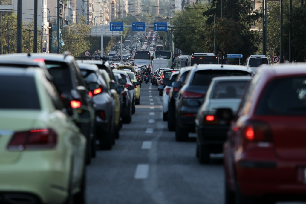 Τι ισχύει για τα ειδοποιητήρια τελών κυκλοφορίας για οχήματα σε ακινησία