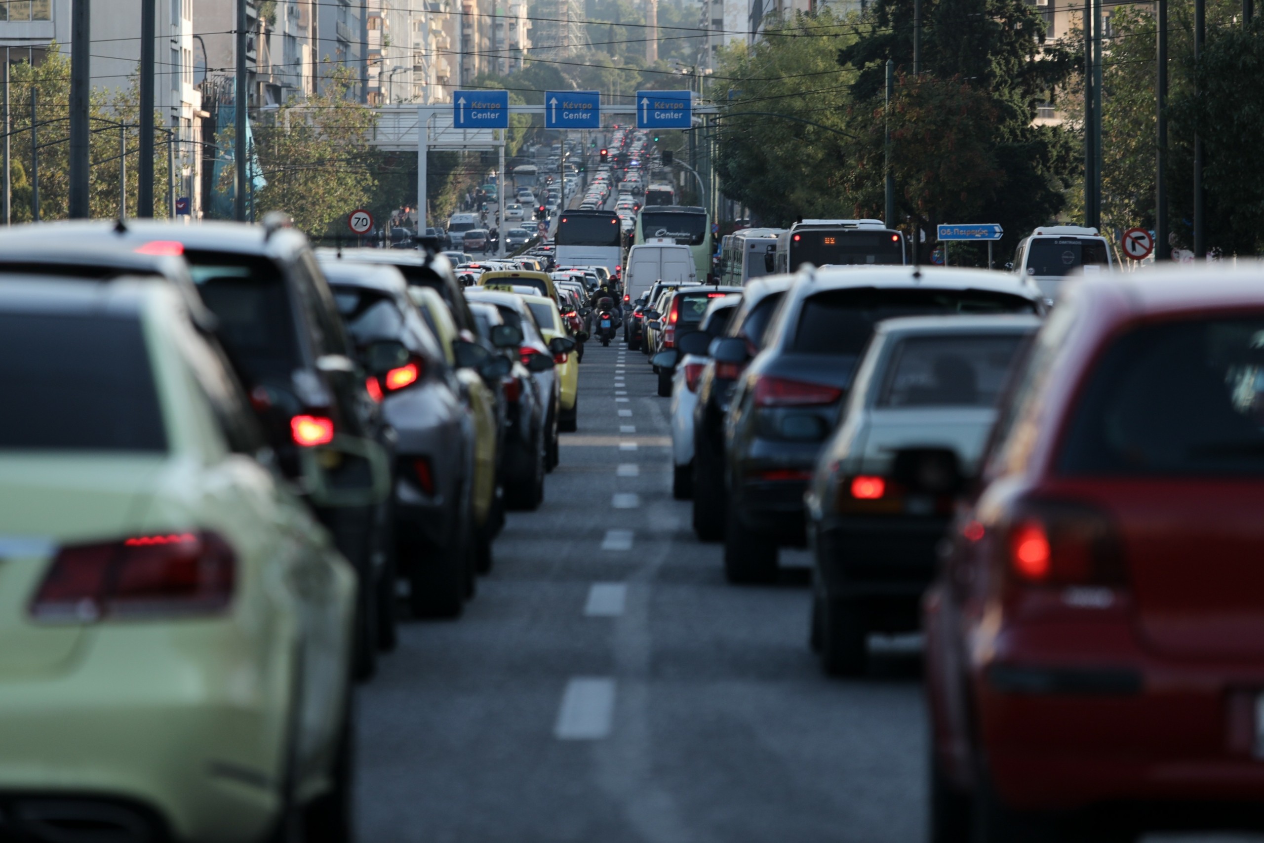 Τι ισχύει για τα ειδοποιητήρια τελών κυκλοφορίας για οχήματα σε ακινησία