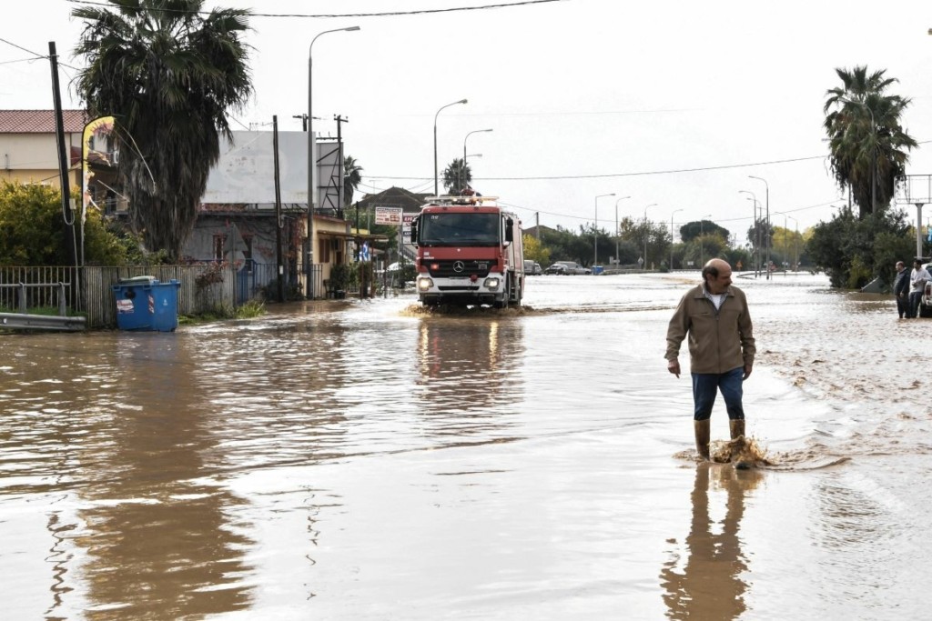 Τεράστια προβλήματα στο οδικό δίκτυο της Δυτικής Ελλάδας εξαιτίας της κακοκαιρίας – Που πρέπει να προσέχετε