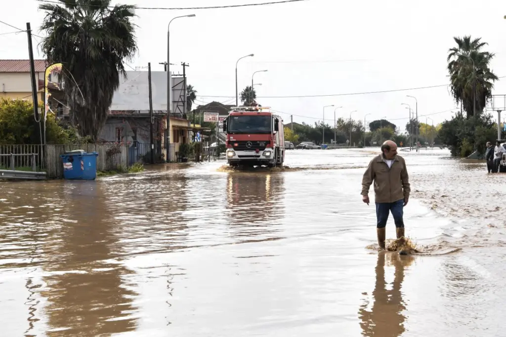 Τεράστια προβλήματα στο οδικό δίκτυο της Δυτικής Ελλάδας εξαιτίας της κακοκαιρίας – Που πρέπει να προσέχετε