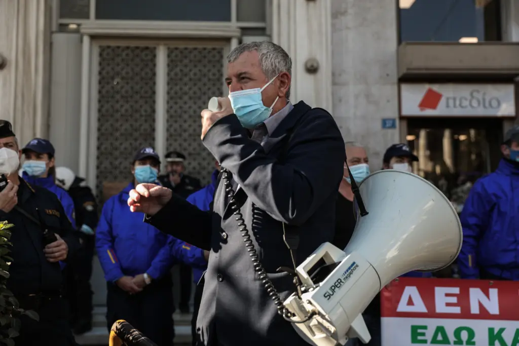 Στην αντεπίθεση η ΠΟΕΔΗΝ μετά την εισαγγελική παρέμβαση για τις VIP ΜΕΘ – Καταθέτει αναφορά στον Άρειο Πάγο