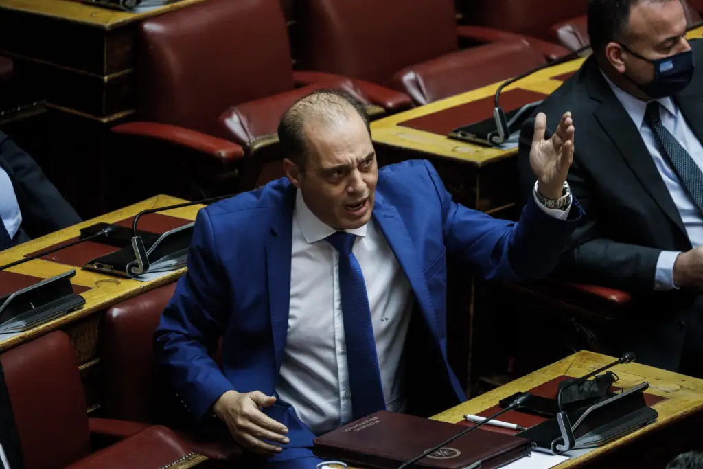 Βελόπουλος κατά κυβέρνησης για την πανδημία – “Απέτυχε ο σχεδιασμός, έχουν γίνει εγκληματικά λάθη”