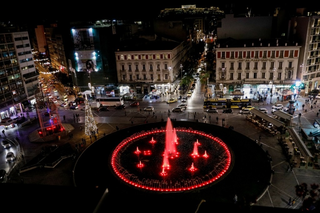 Όλα τα μέτρα που ανακοίνωσε ο Πλεύρης – Τι θα ισχύσει για τους άνω των 60, τα πιστοποιητικά νόσησης και τα Χριστουγεννιάτικα πάρκα