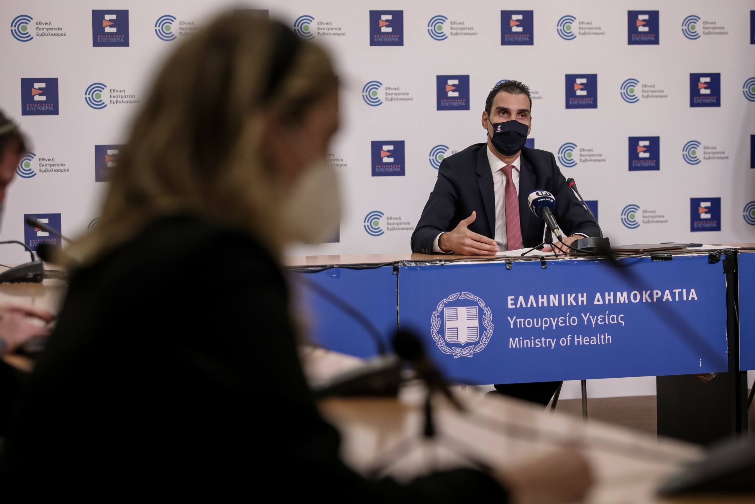 Θεμιστοκλέους για εμβολιασμούς παιδιών 5 – 11 ετών – “Ο παιδίατρος θα μπορεί να εμβολιάζει και τους συνοδούς”