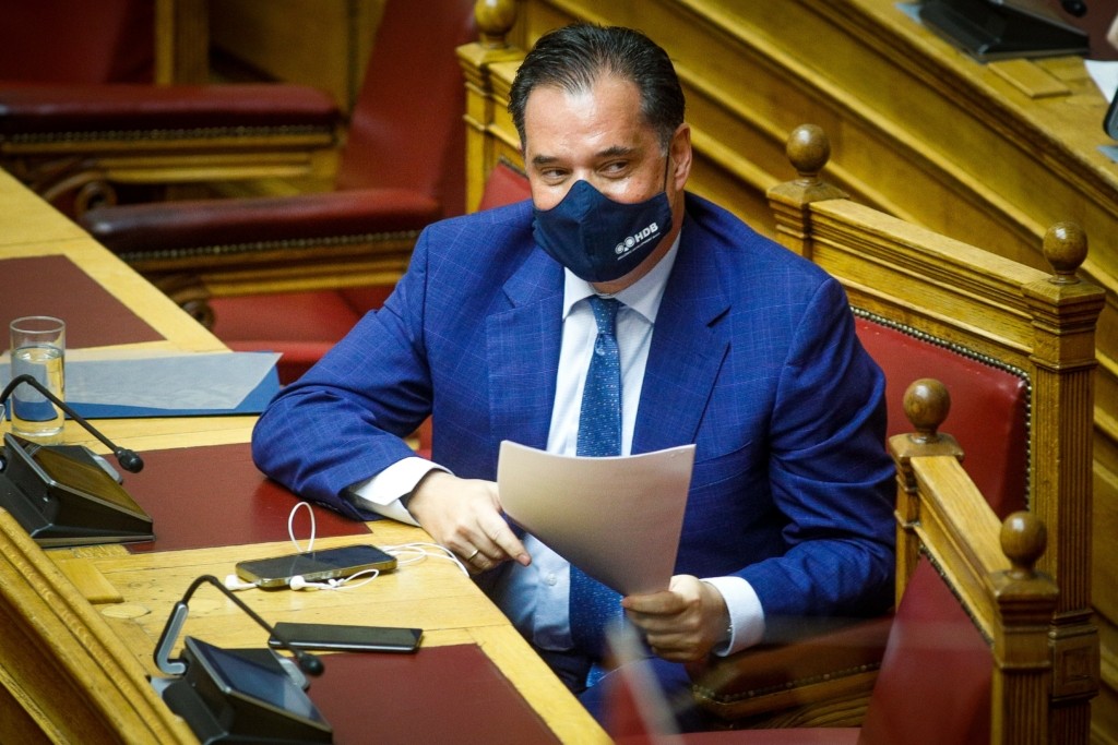 Ο Άδωνις, το “καλάθι του νοικοκυριού” και ο… καπαμάς (vid)