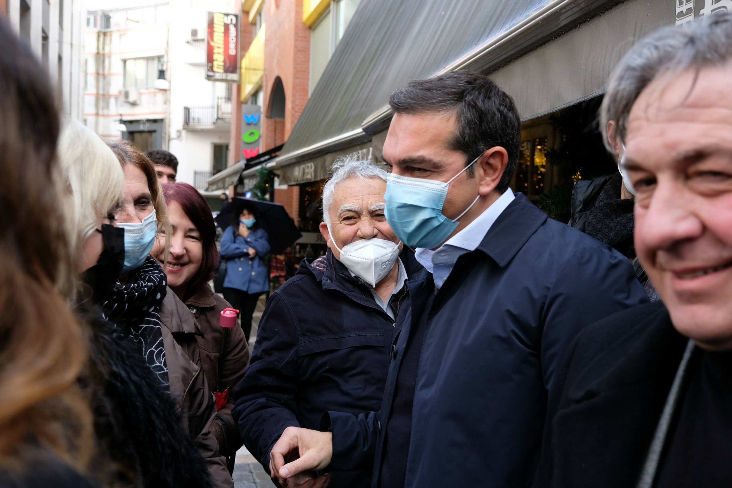 Τσίπρας για καταγγελίες ΠΟΕΔΗΝ περί VIP ΜΕΘ – “Να φτάσει το μαχαίρι στο κόκκαλο”