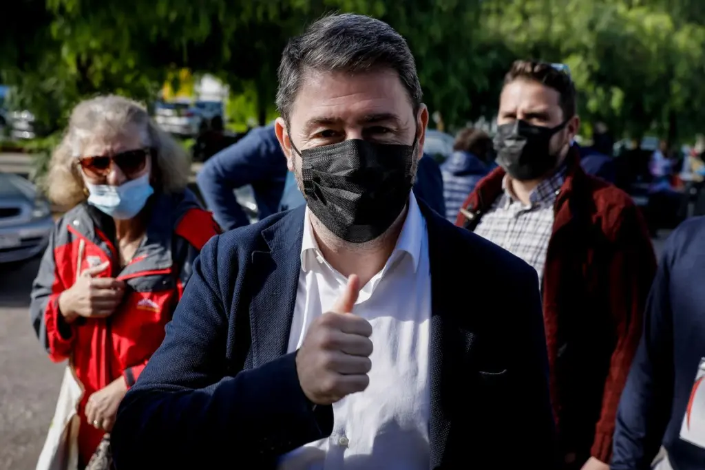 Αυτές είναι οι “γυναίκες” που λατρεύει ο Νίκος Ανδρουλάκης – Η απώλεια που τον “στιγμάτισε”