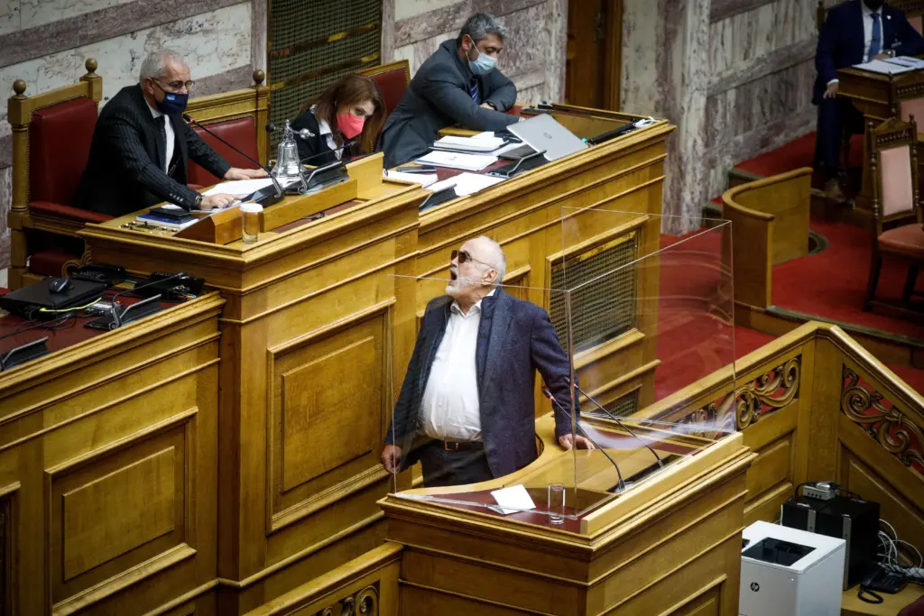 Θύελλα για τις ακρότητες Κουρουμπλή – Είπε πως η κυβέρνηση δολοφονεί ανθρώπους – Ζητούν τη διαγραφή του από τον Τσίπρα