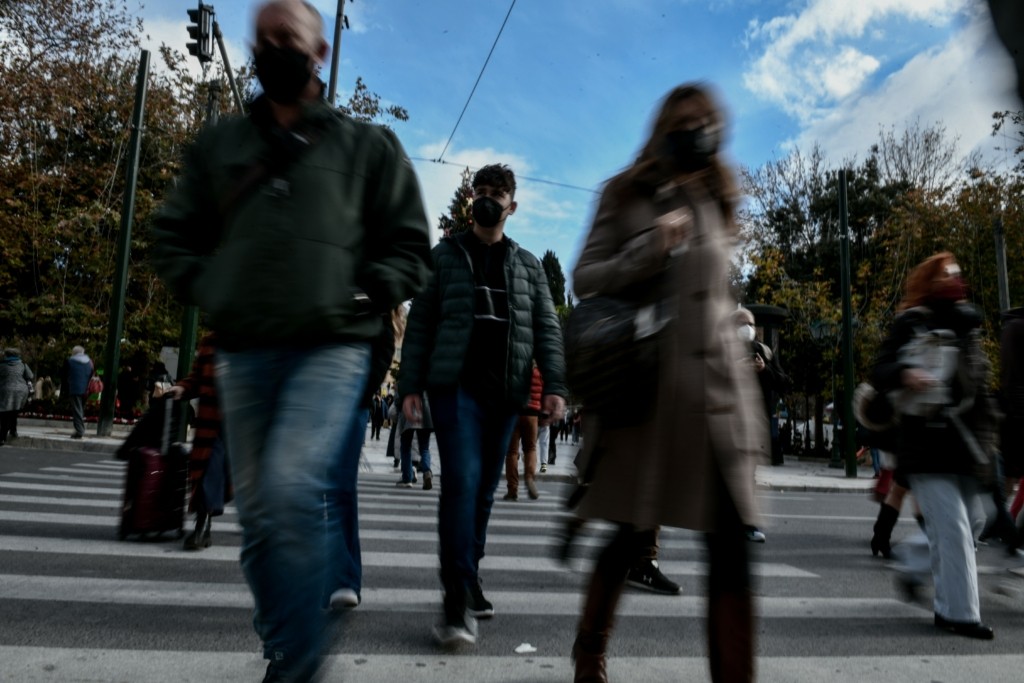 Κοντά στις 40.000 την Παραμονή της Πρωτοχρονιάς τα κρούσματα του κορονοϊού – Τα μισά στην Αττική