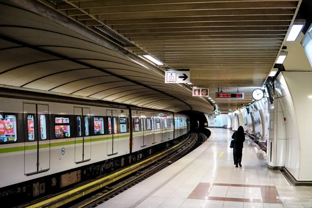 Τι αλλάζει από την Πρωτοχρονιά στα δρομολόγια μετρό και τραμ