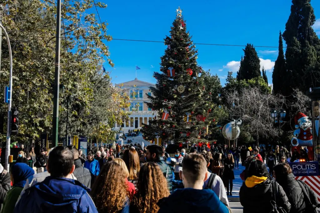 Επί ποδός δεκάδες αστυνομικοί – Ελέγχουν τους πάντες για μάσκες – “Φωτιά” τα πρόστιμα
