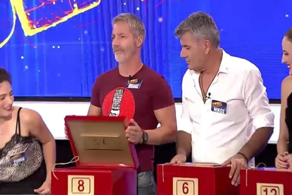 Τελικά όλοι έχουν περάσει από το “Deal” – Όταν ο Θανάσης Μπέλλος άνοιγε κουτιά με σημαντικά ποσά (pics)