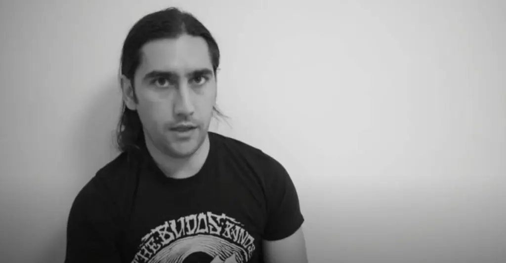 Θρήνος στην Καρδίτσα – Πέθανε από κορονοϊό 34χρονος μουσικός και ποιητής