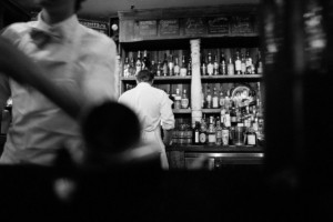 Θεσσαλονίκη: Μαγαζί επέτρεψε σε ανήλικες να καταναλώσουν αλκοόλ – Δύο συλλήψεις