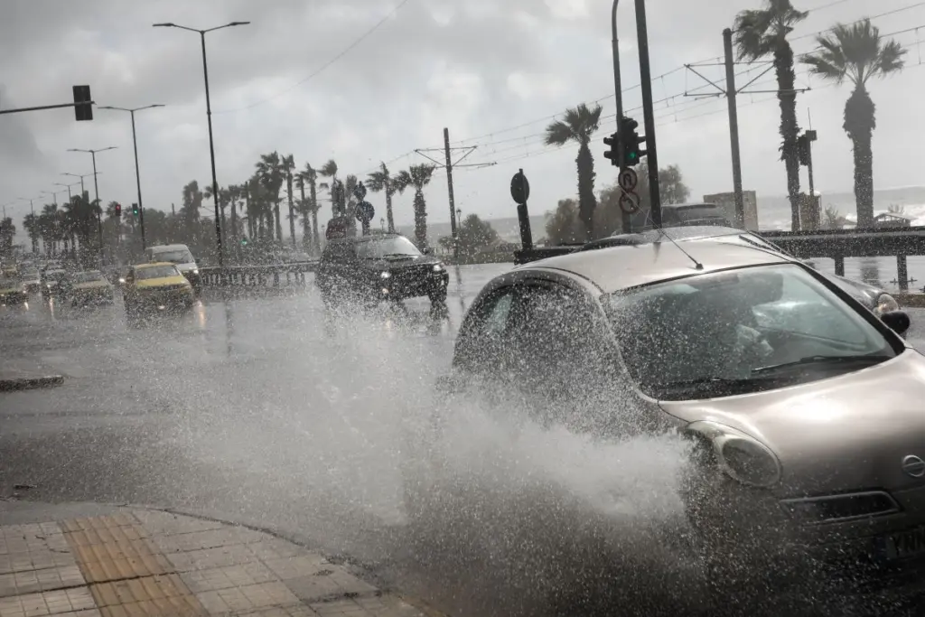 Χαλάει ο καιρός από το απόγευμα – Έρχονται βροχές και καταιγίδες