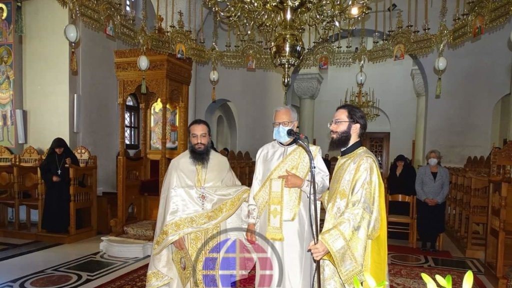 Η χειροτονία του συζύγου της Αθηνάς Λινού  (pics)
