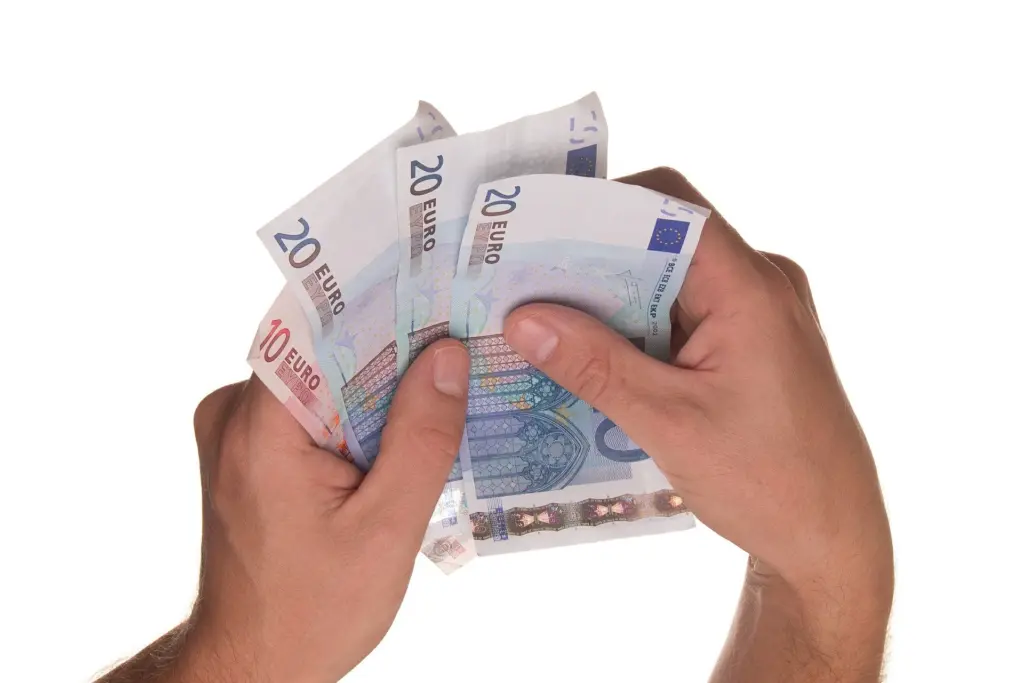 Στα 663 ευρώ ο κατώτατος μισθός από την 1η Ιανουαρίου – Αναλυτικά τι θα ισχύσει (vid)