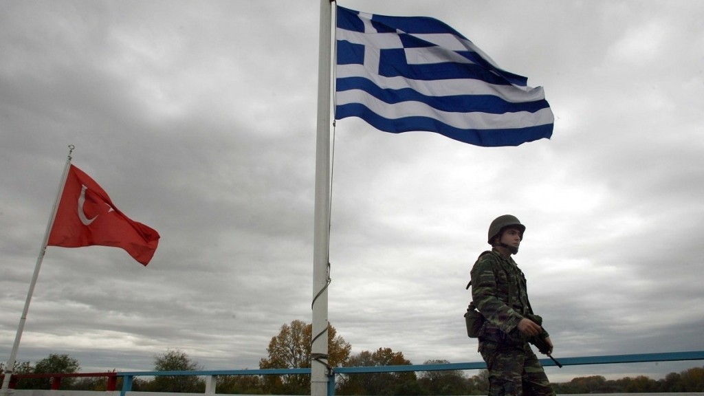 Πότε θα επιστρέψει το ζευγάρι Ελλήνων που συνελήφθη στην Τουρκία – Τι είπε ο Θεοδωρικάκος (vids)