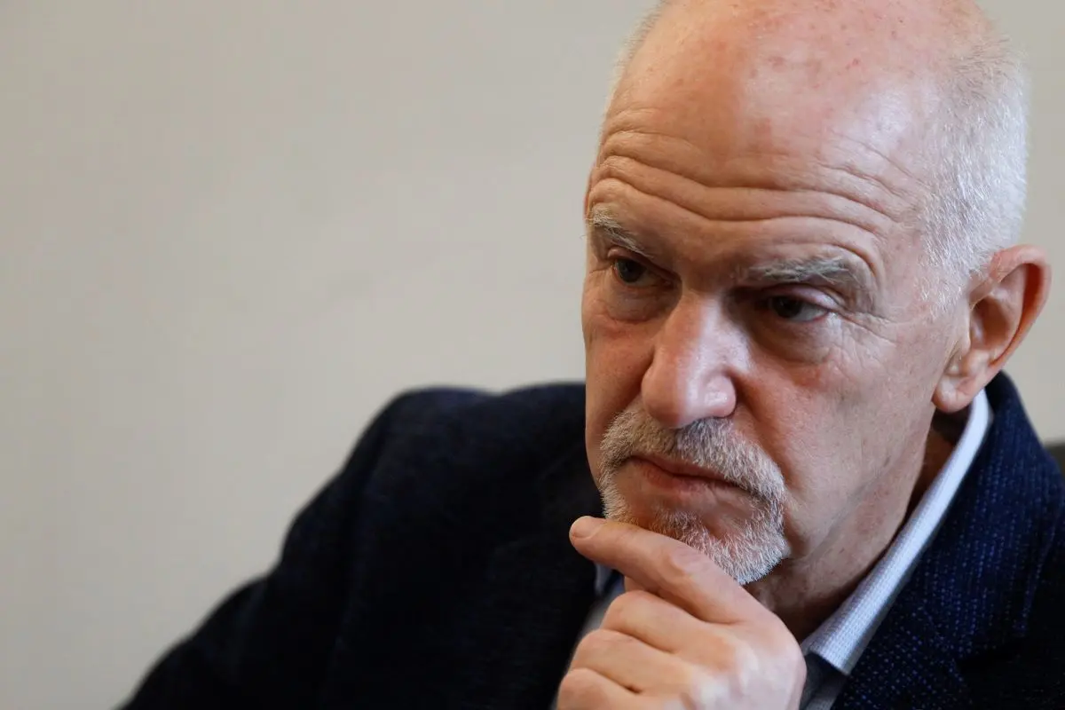 Τα 4 ερωτήματα του Παπανδρέου στον Ανδρουλάκη – Ανεβαίνουν οι τόνοι τρεις μέρες πριν τις εκλογές