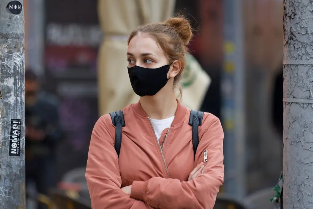 Η μετάλλαξη Όμικρον και στη Νορβηγία – Εντοπίστηκαν τα πρώτα κρούσματα