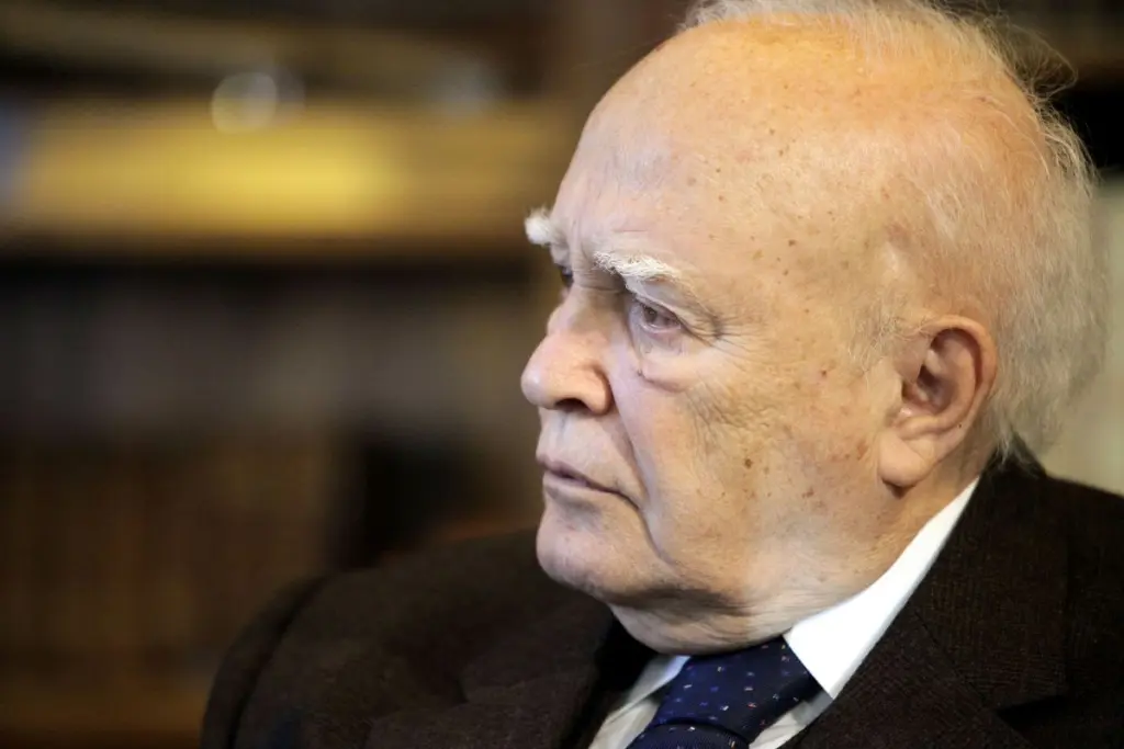 Πέθανε ο πρώην Πρόεδρος της Δημοκρατίας Κάρολος Παπούλιας
