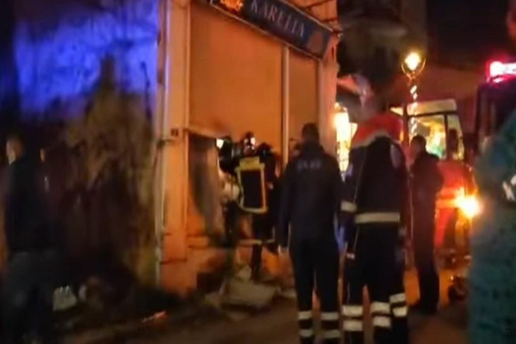 Τραγωδία στην Καστοριά – Κατέρρευσε παλιό κτίριο και “πλάκωσε” άνδρα (vid)