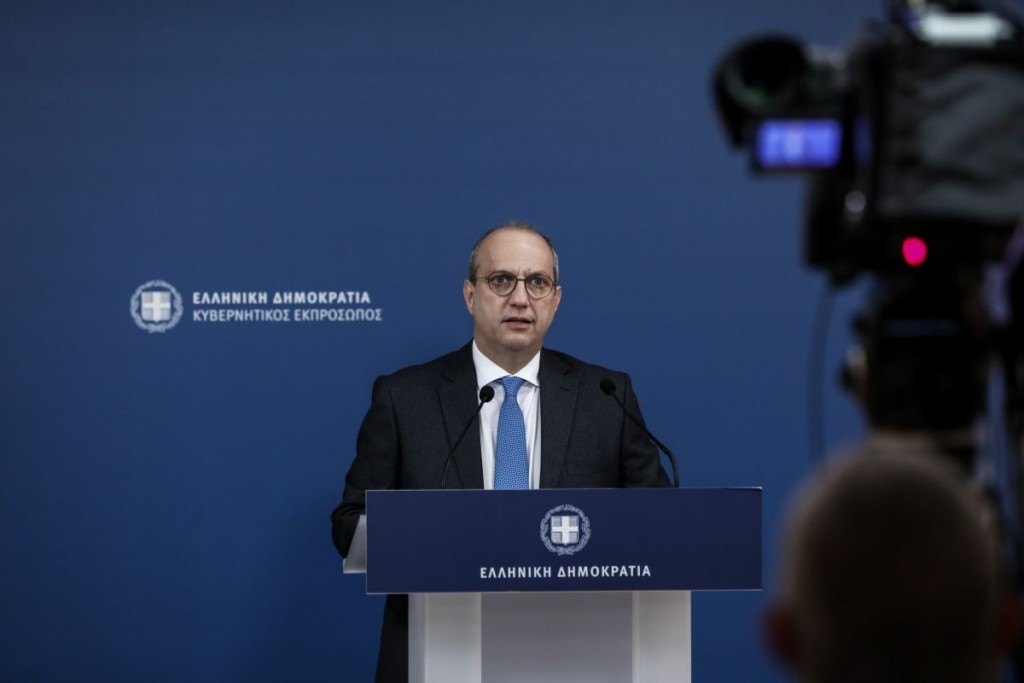 Ανοιχτό το ενδεχόμενο επέκτασης του υποχρεωτικού εμβολιασμού από τον Οικονόμου- “Υπερδεκαπλασιάστηκαν τα ραντεβού μετά τα μέτρα”