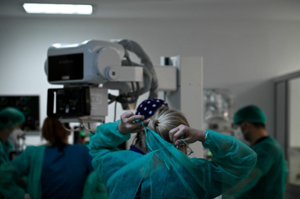 Πενταμελής οικογένεια αντιεμβολιαστών μολύνθηκε και ξεκληρίστηκε από τον κορονοϊό στη Σικελία