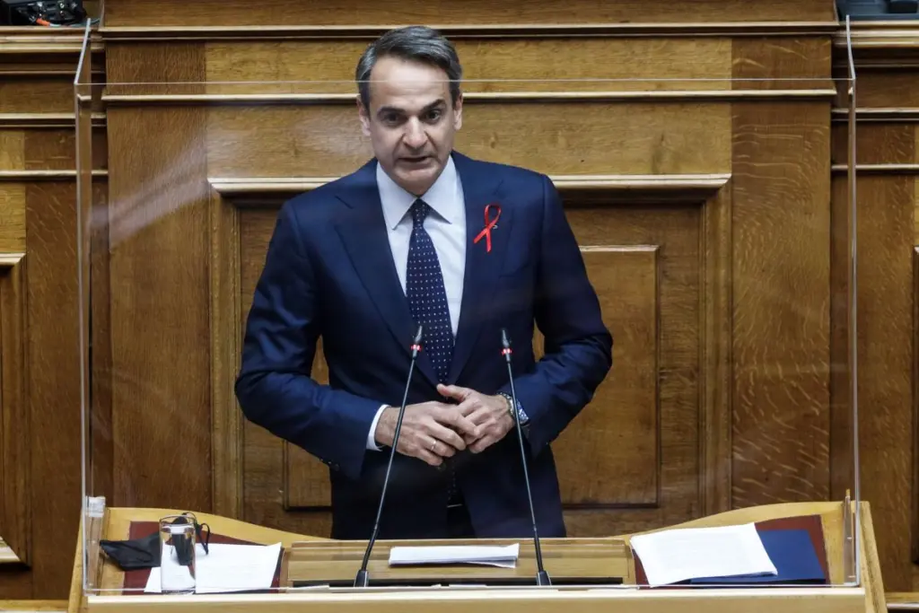 “Για αυτό έκανα υποχρεωτικό τον εμβολιασμό στους άνω των 60” – Πρόταση Μητσοτάκη για τρίτη δόση στους 4 μήνες
