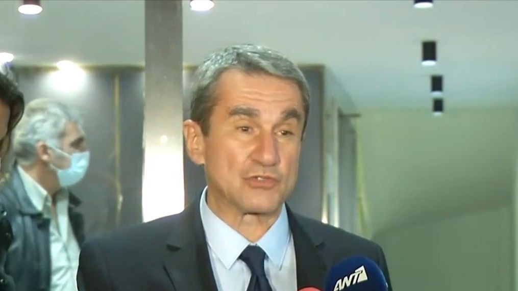 Αινιγματική αντίδραση Λοβέρδου – “Το ΠΑΣΟΚ έχει μέλλον, συνεχίζω δυνατά με σεμνότητα και ενότητα” (vid)