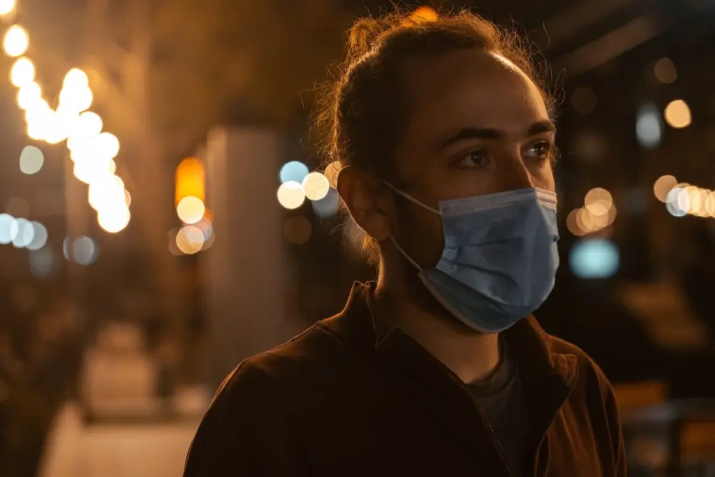 Η Βρετανία συνεχίζει να καταγράφει υψηλό αριθμό κορυσμάτων – 54.073 νέες μολύνσεις