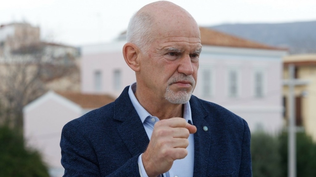 Σε παράλια της Αίγινας ο Γιώργος Παπανδρέου – Μάζεψε σκουπίδια για την Παγκόσμια Ημέρα Περιβάλλοντος