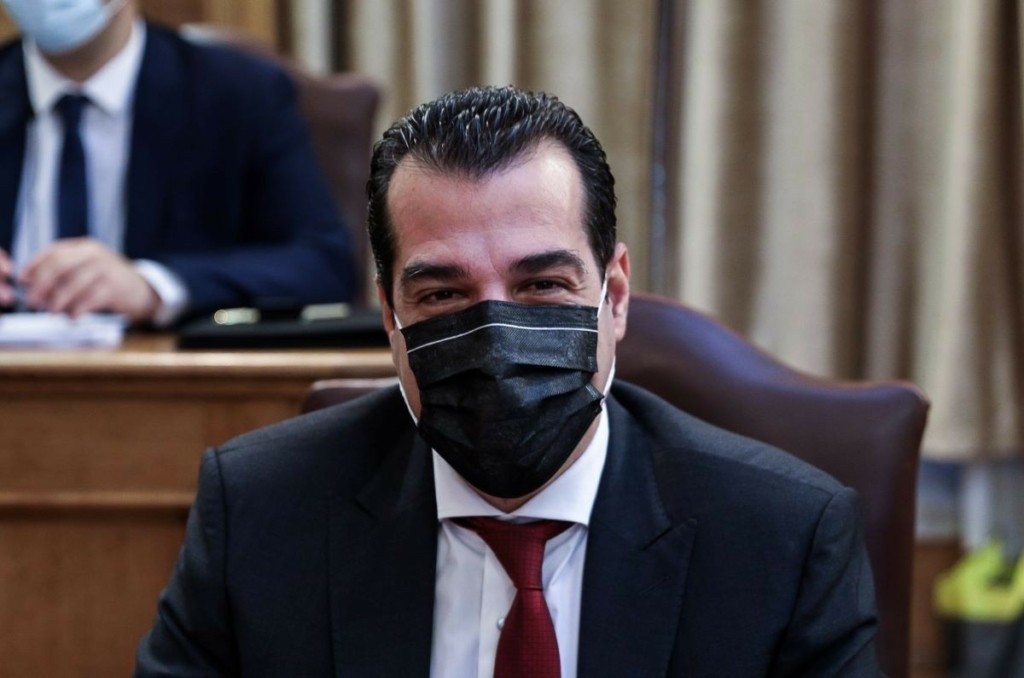 Προσλήψεις 4.000 νοσηλευτών και 910 γιατρών ανακοίνωσε ο Πλεύρης – “Είμαστε στην κορύφωση του 4ου κύματος”
