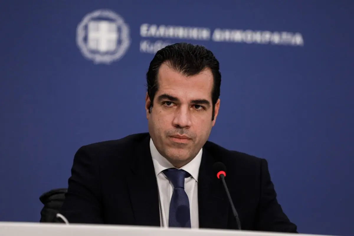 Τέλος η μουσική στην εστίαση από την Πέμπτη – Ρεβεγιόν μέχρι τις 2:00 τα μεσάνυχτα (vid)